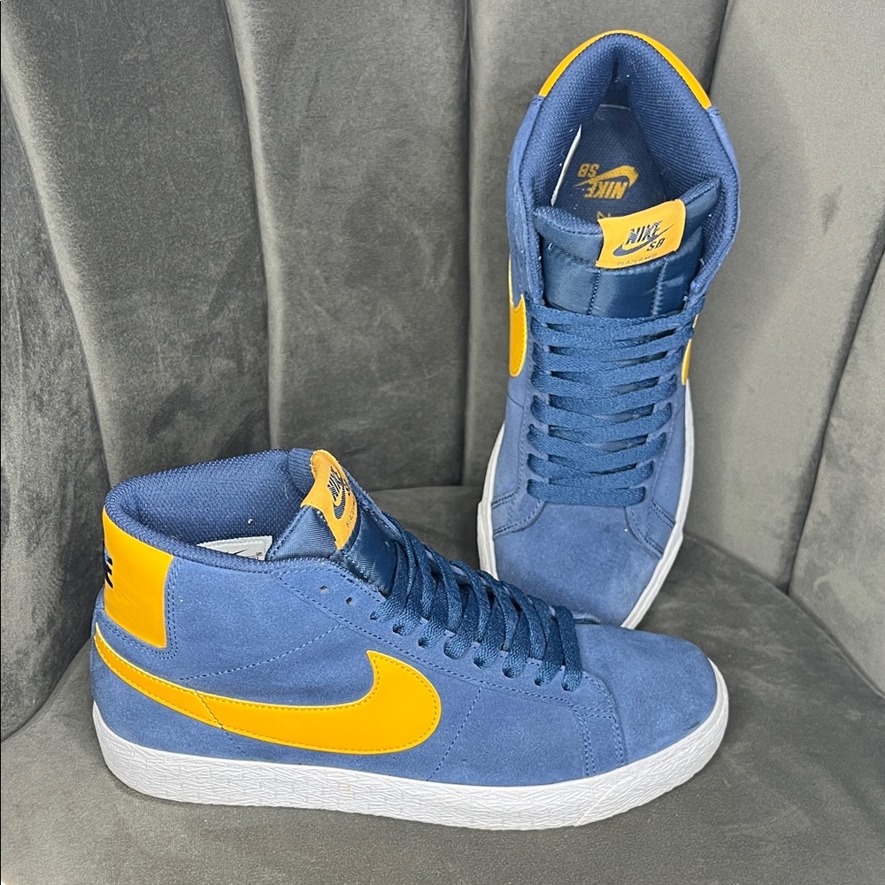 Nike SB Men's Blue and Yellow Mid-Top Blakzers